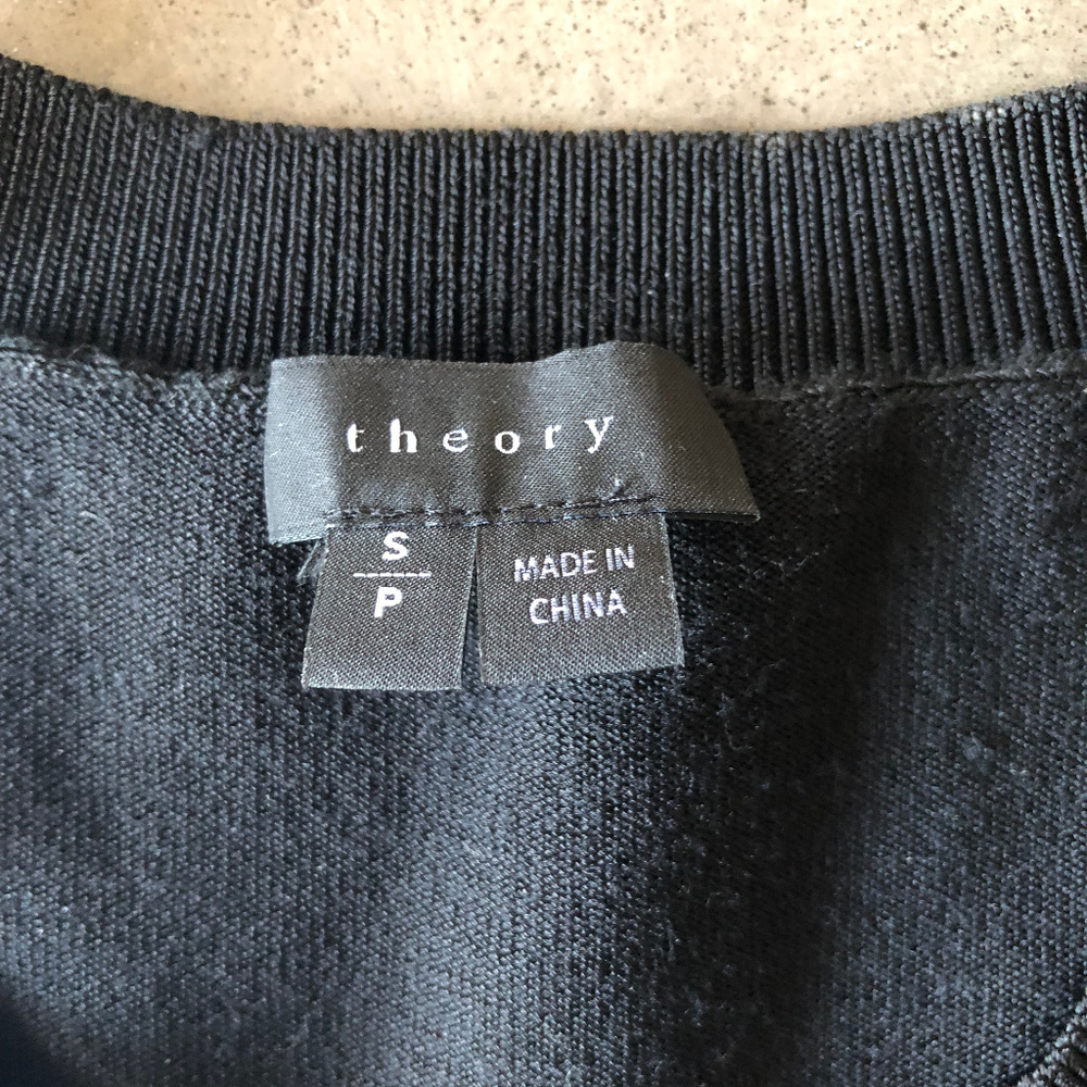 Theory Black Shell, Size S - image 2